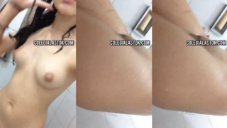 morrita de prepa de quito se graba completamente desnuda y caliente