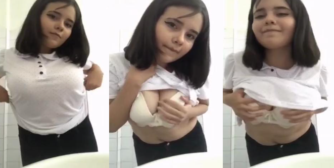 rica colegiala se pone cachonda y se saca las chichis al salir del la prepa