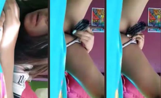 morrita colegiala depravada metiendose un cepillo en la panocha