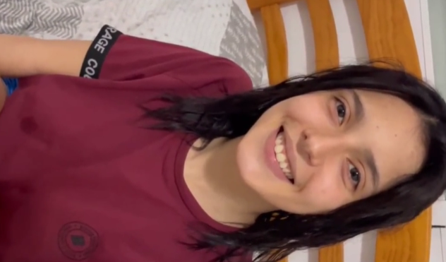 que sabrosas tetotas tiene esta jovencita calenturienta que la ponen hacer de todo
