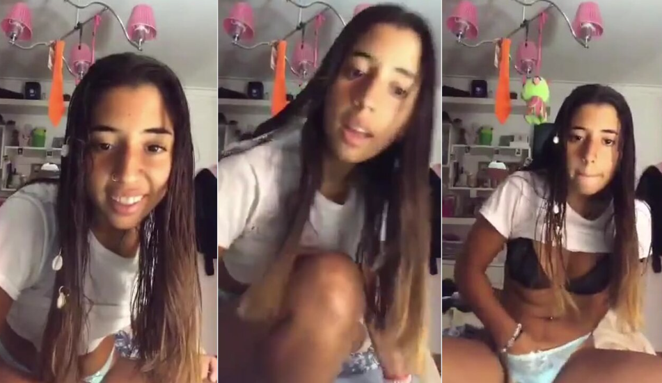 la jovencita se mete los dedos a la panochita y que rico se toca