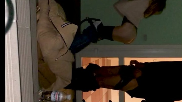 cogiendo a una morrita flaquita en su habitacion