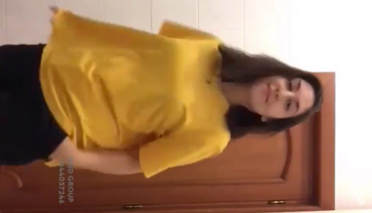 con la carita de inocente pero Liliana resulto ser una perraca que se desnuda toda