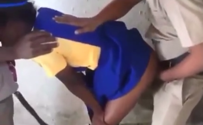 alumnos se graban cogiendo dentro de la escuela y los expulsan