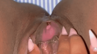 madre soltera se graba metiendose los dedos