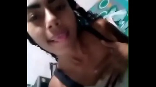 deliciosa flaca arrecha con tantas ganas de coger